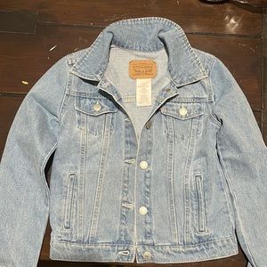 Girls Levi Jean jacket ( worn once)